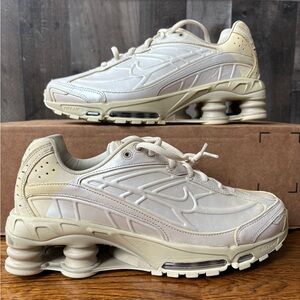 Nike Shox Ride 2 PRM Metallic Silver Desert Khaki Size 8 Shoes IH3653-095